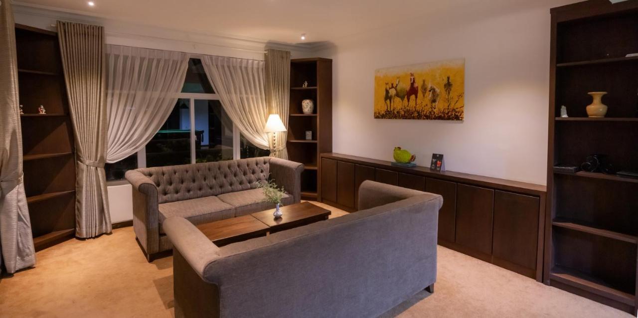 Galway Heights Hotel Νουβάρα Ελίγια Εξωτερικό φωτογραφία