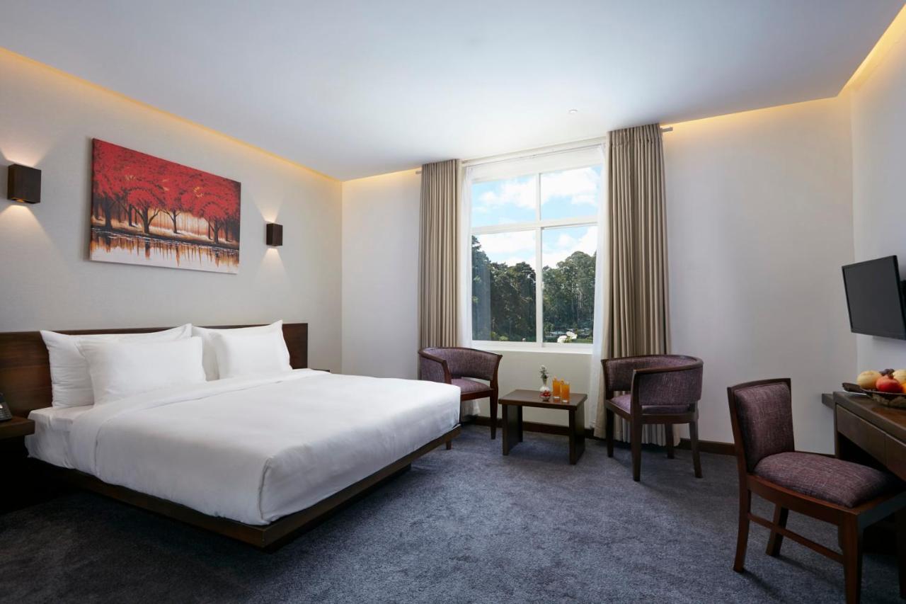 Galway Heights Hotel Νουβάρα Ελίγια Εξωτερικό φωτογραφία