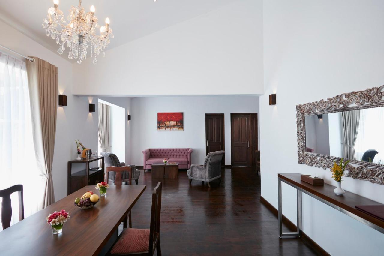 Galway Heights Hotel Νουβάρα Ελίγια Εξωτερικό φωτογραφία