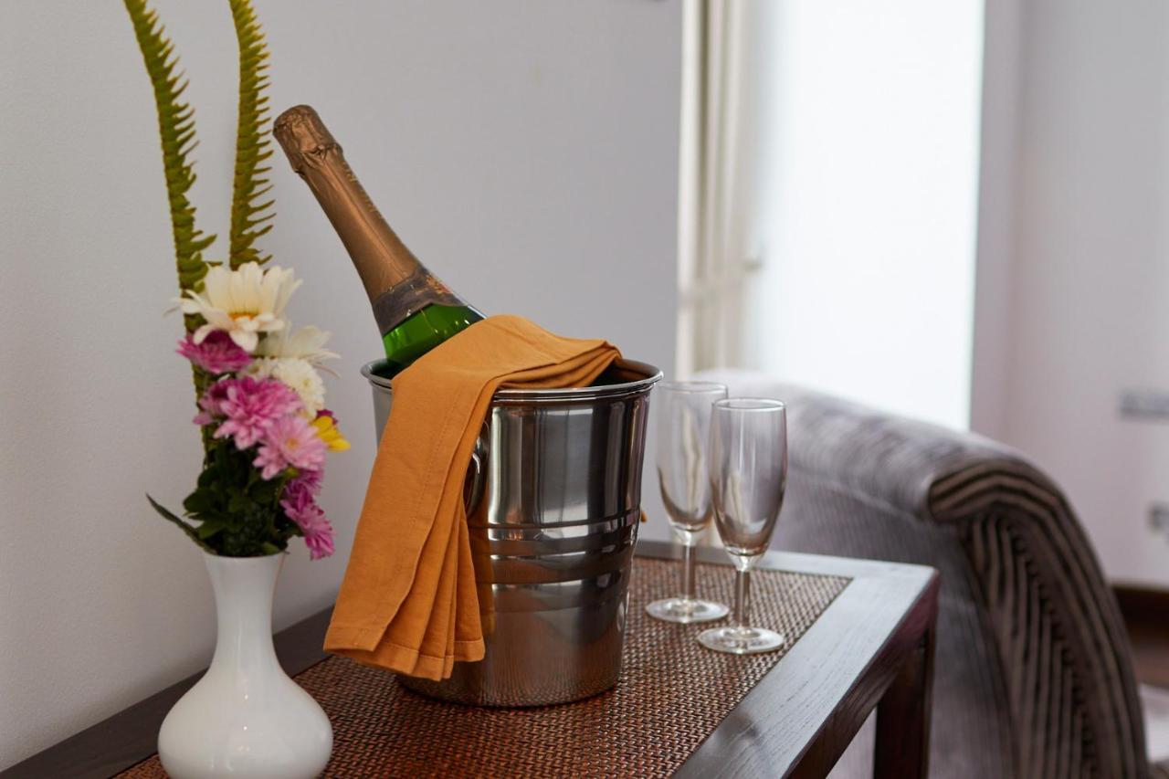 Galway Heights Hotel Νουβάρα Ελίγια Εξωτερικό φωτογραφία