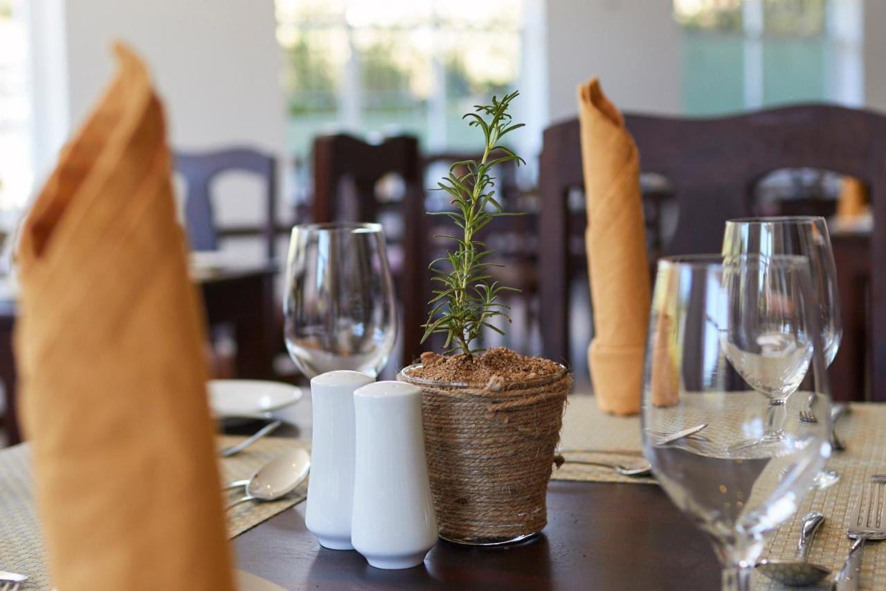 Galway Heights Hotel Νουβάρα Ελίγια Εξωτερικό φωτογραφία