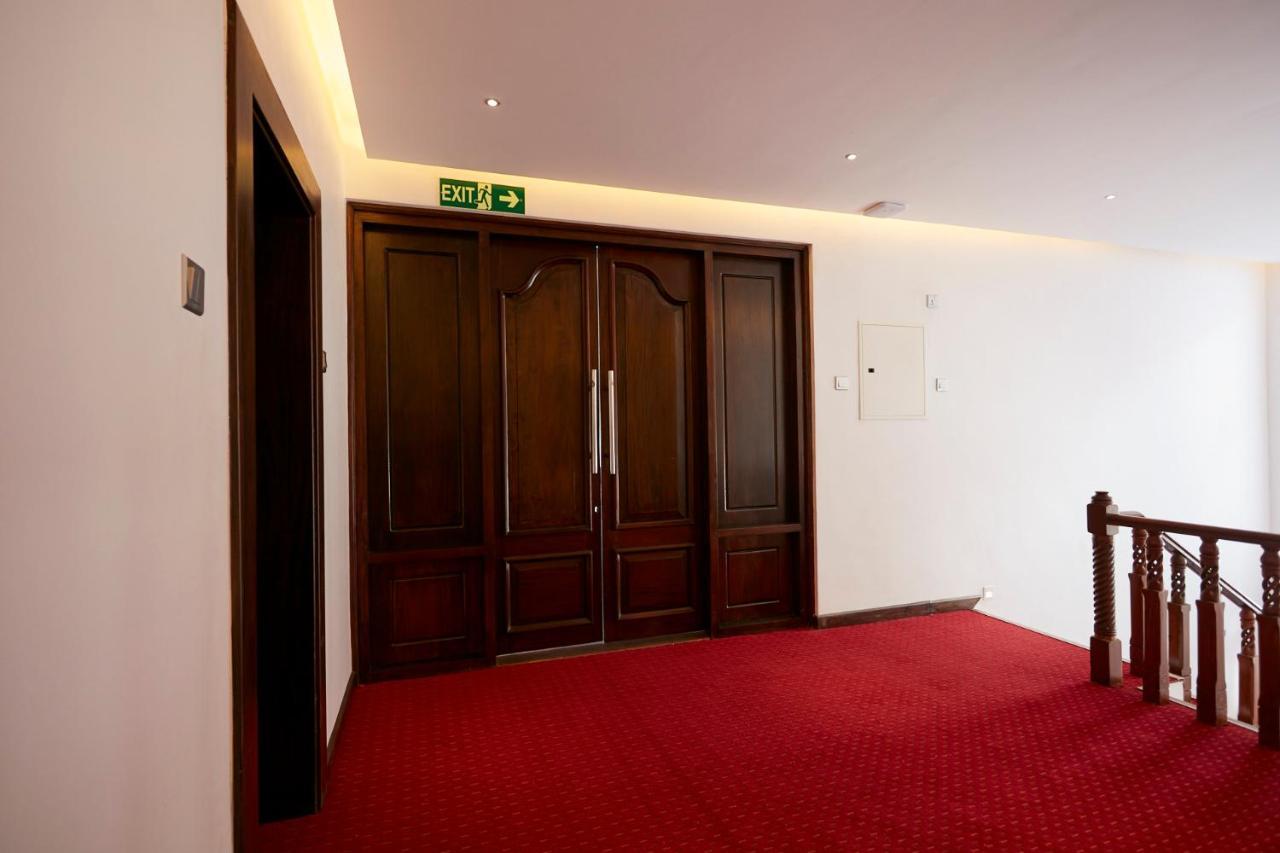 Galway Heights Hotel Νουβάρα Ελίγια Εξωτερικό φωτογραφία