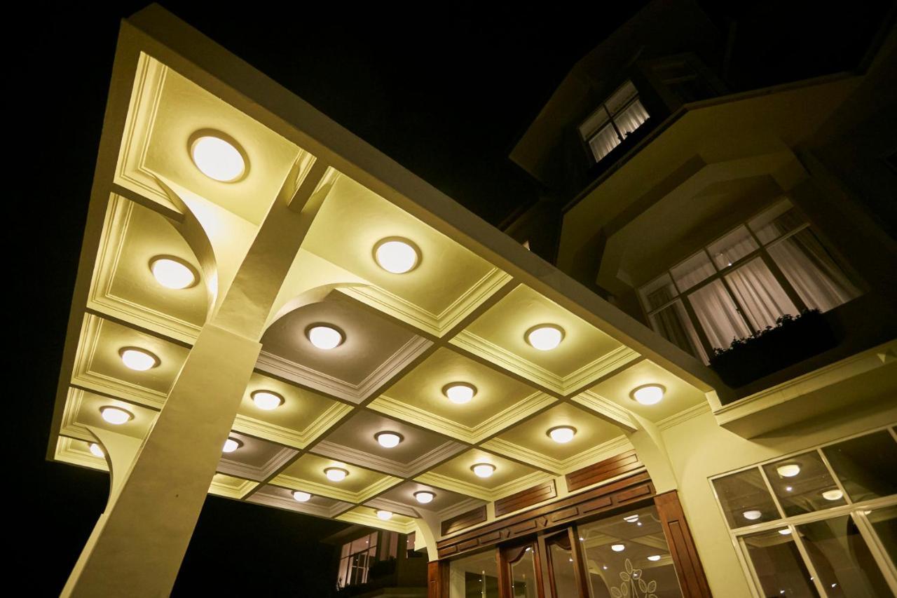 Galway Heights Hotel Νουβάρα Ελίγια Εξωτερικό φωτογραφία