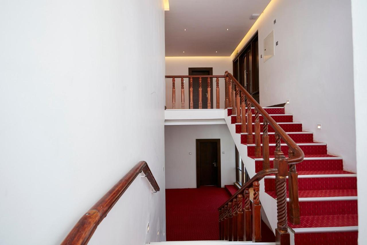 Galway Heights Hotel Νουβάρα Ελίγια Εξωτερικό φωτογραφία